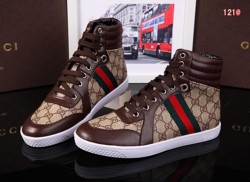 chaussure montante sport